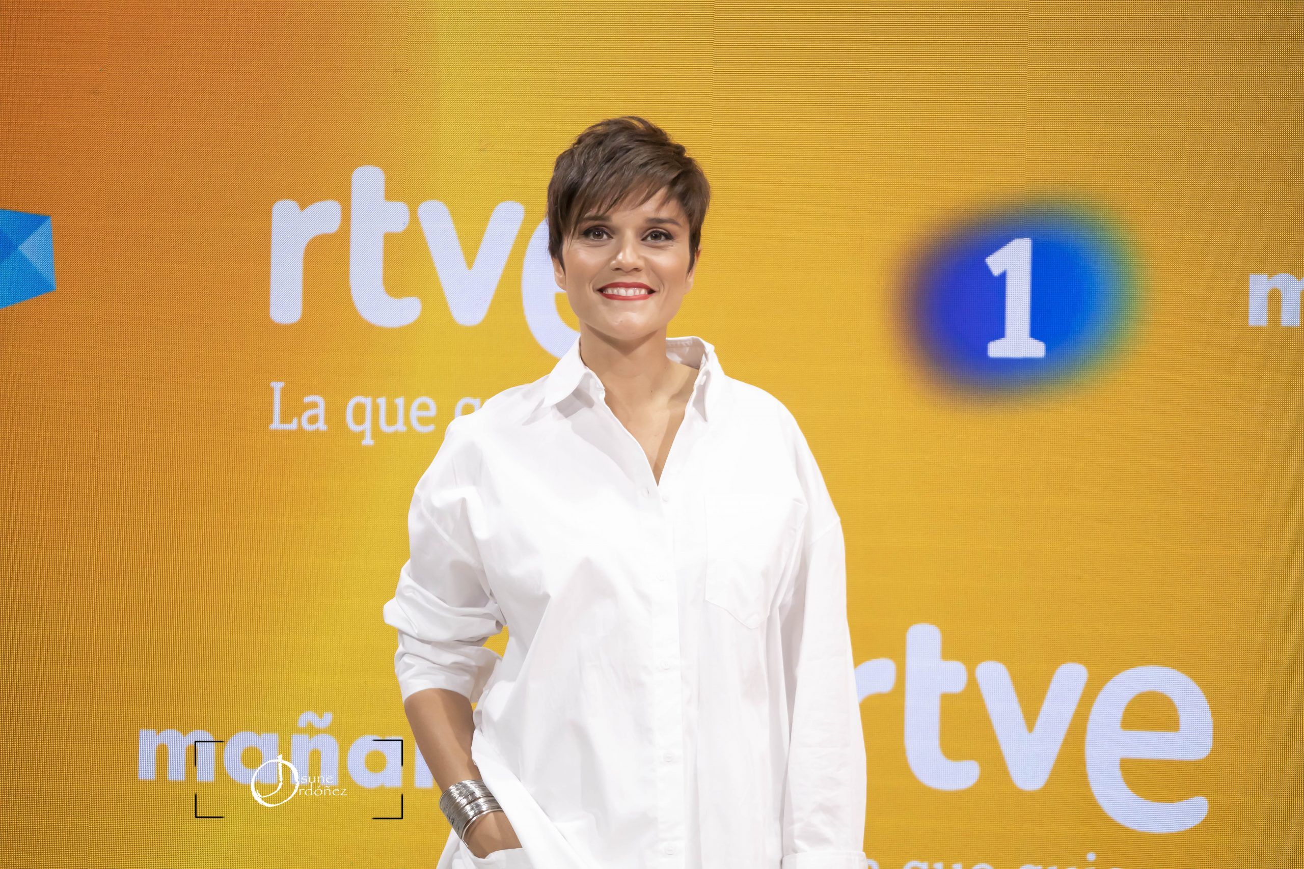 Miriam Moreno (coo-presentadora) de «Mañaneros». Fotografía por Josune Ordóñez